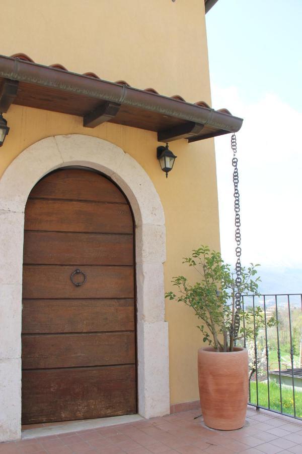 Il Pagliarello Di Villa San Giovanni San Demetrio ne' Vestini Exterior foto